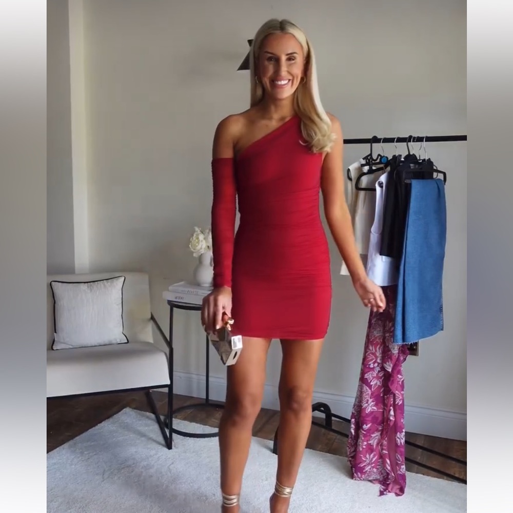 ❤️ ZARA FITTED ASYMMETRICAL DRAPED ORGANZA DRESS- size S